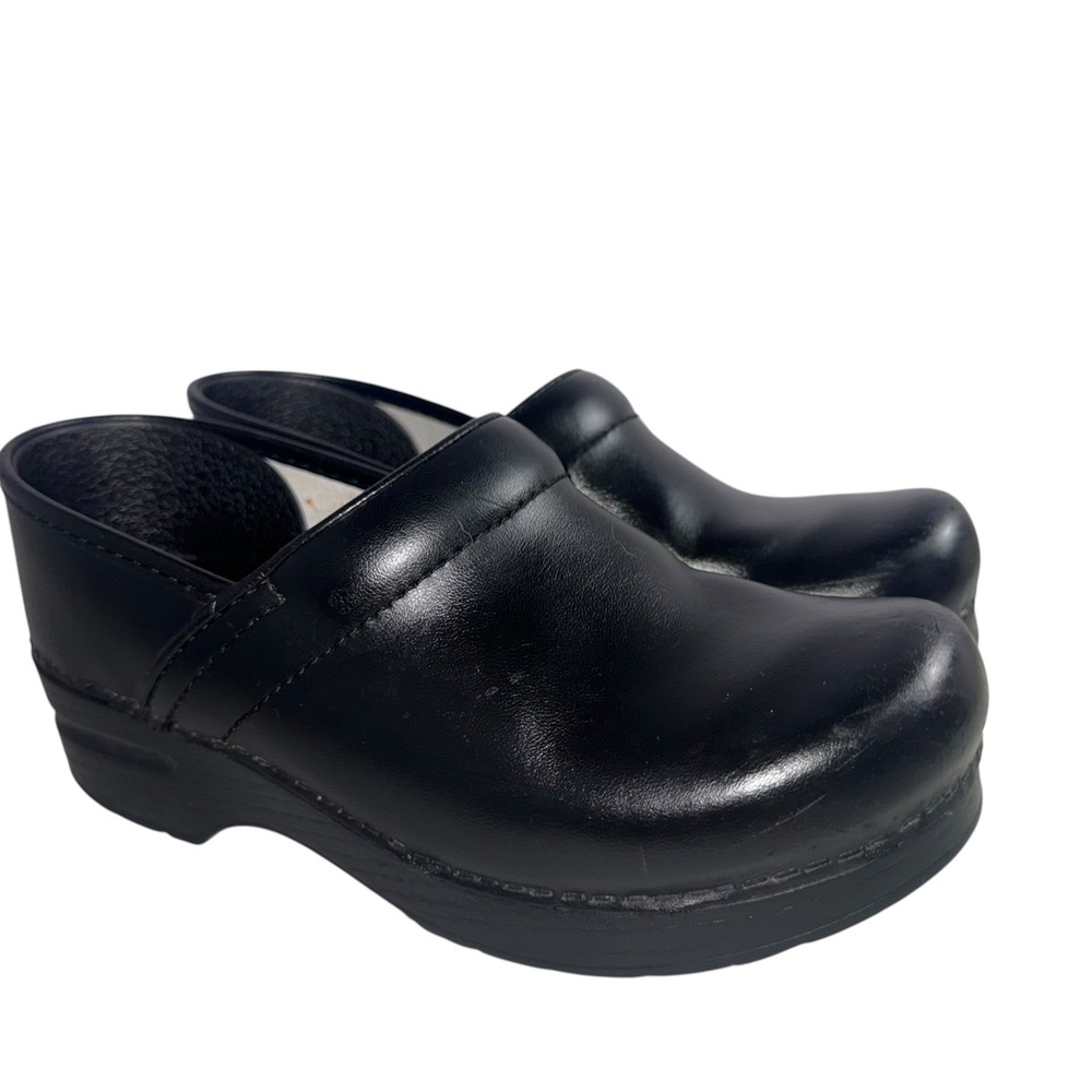 Dansko Professional Black Box Leather Clogs Womens Size 38 Slip On Work Shoes